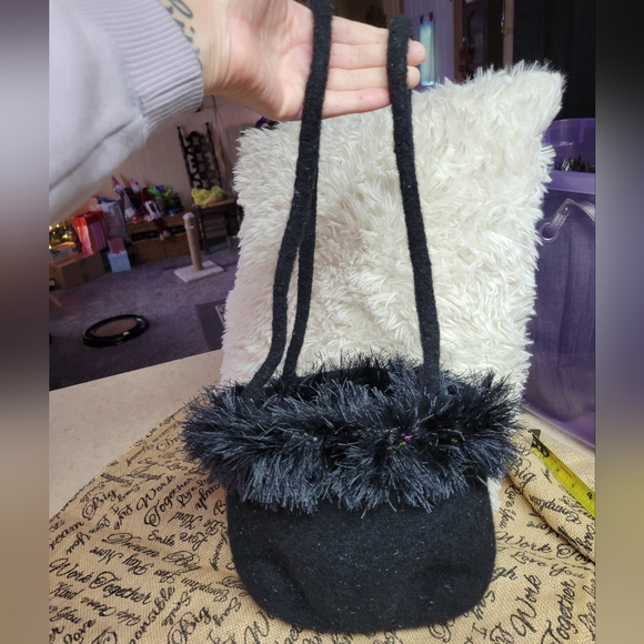 Handcrafted black felted Wool bag fuzzy trim 19×10 ×8 - Picture 3 of 10